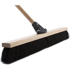 Balai-brosse naturel Flexsweep pour balayage ferme Atlas Graham Furgale  |  ABC Distribution
